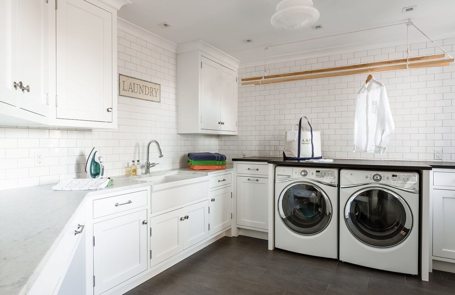 Best Countertop for Laundry Room: Merging Style with Practicality