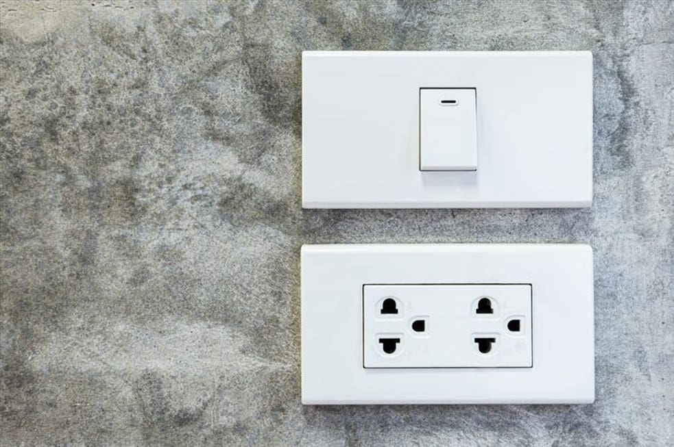 Planning Outlet Placement for Modern Countertop Designs